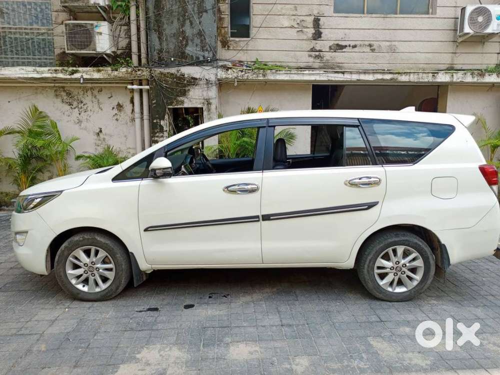 Toyota Innova Crysta 2.4 V 8 Str, 2018, Diesel