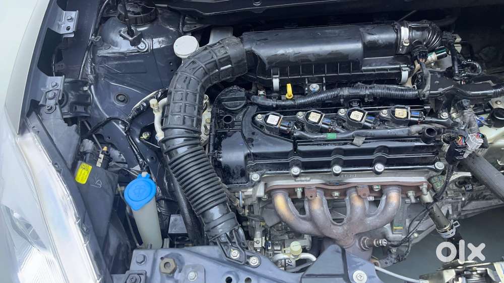 Maruti Suzuki Swift Amt Zxi, 2020, Petrol