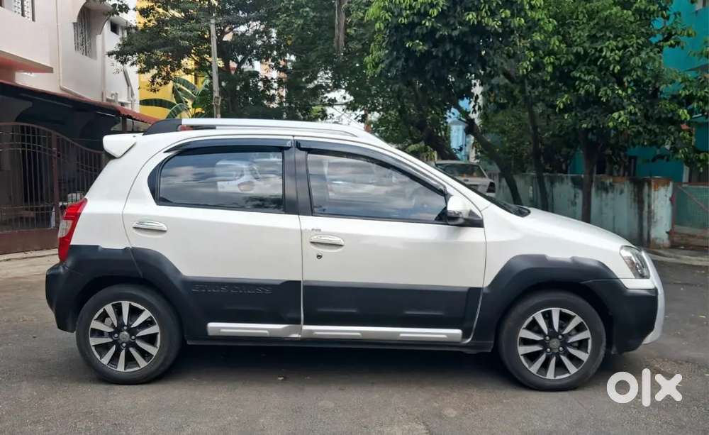 Toyota Etios Cross 2019