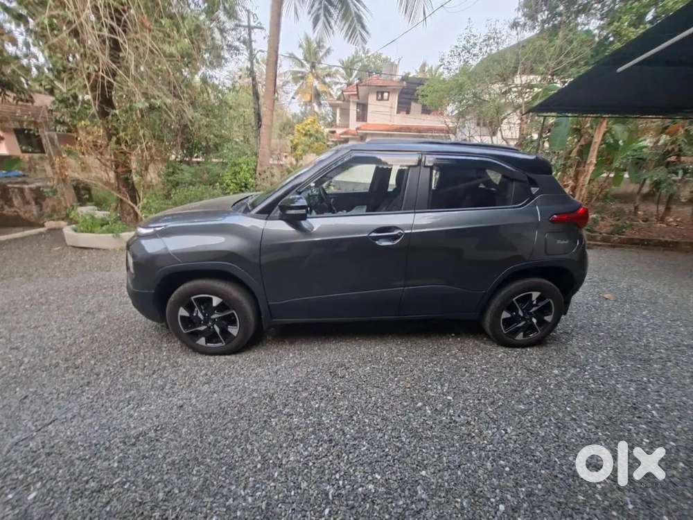 Tata Punch 1.2 Revotron 2025