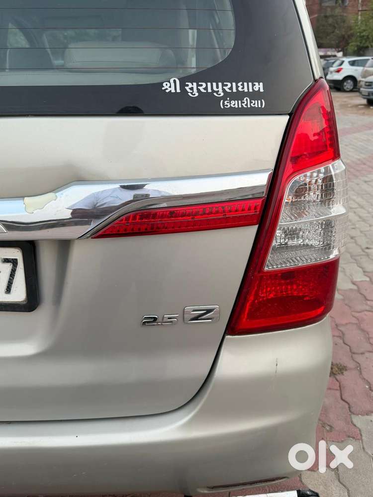 Toyota Innova 2.5 Z Diesel 7 Seater Bs Iv, 2014, Diesel