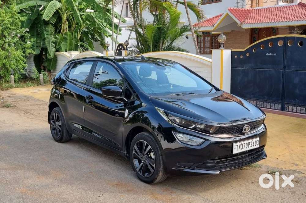 Tata Altroz 1.2 Xza Plus Dark Edition Dct, 2022, Petrol