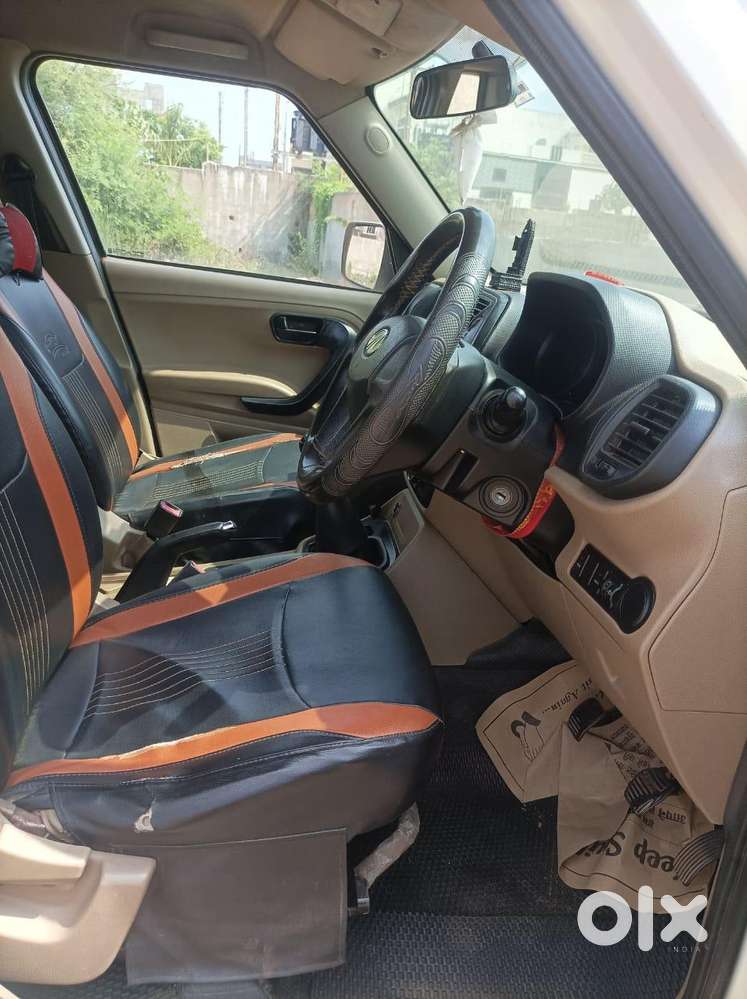 Mahindra Tuv 300 P4, 2018, Diesel