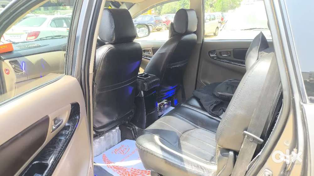 Toyota Innova 2015 Diesel Well Maintained