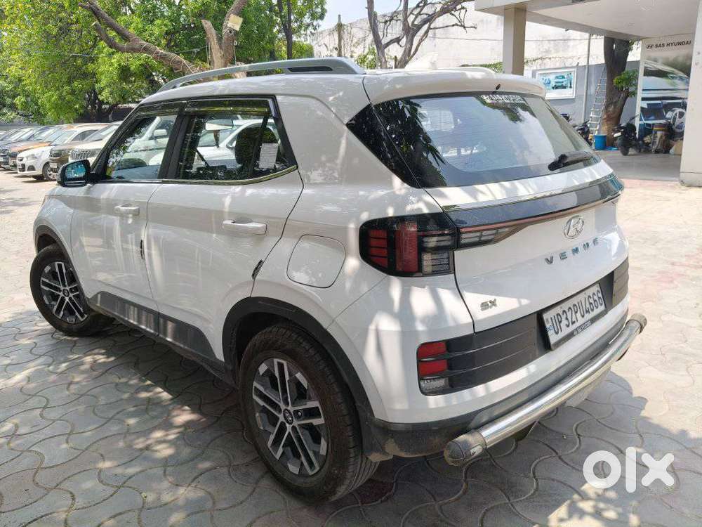 Hyundai Venue Sx Mt, 2024, Diesel