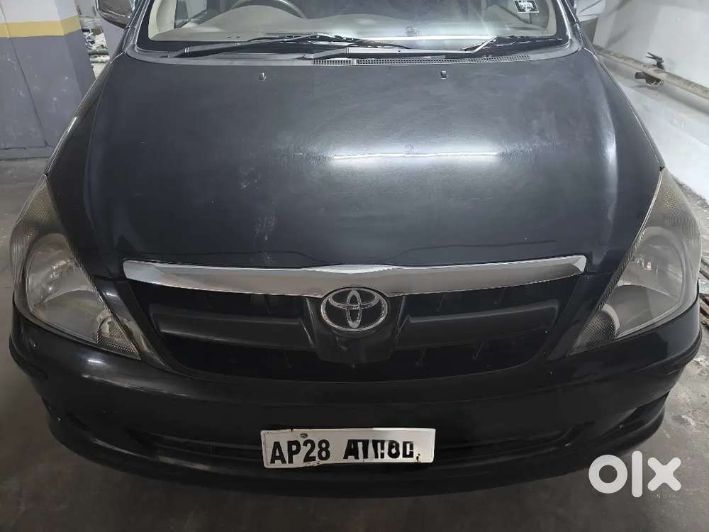 Toyota Innova 2.0 V 2026