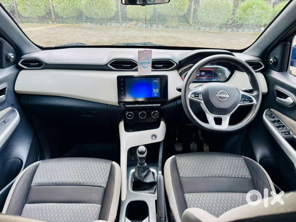 Nissan Magnite 1.0 Xv, 2021, Petrol