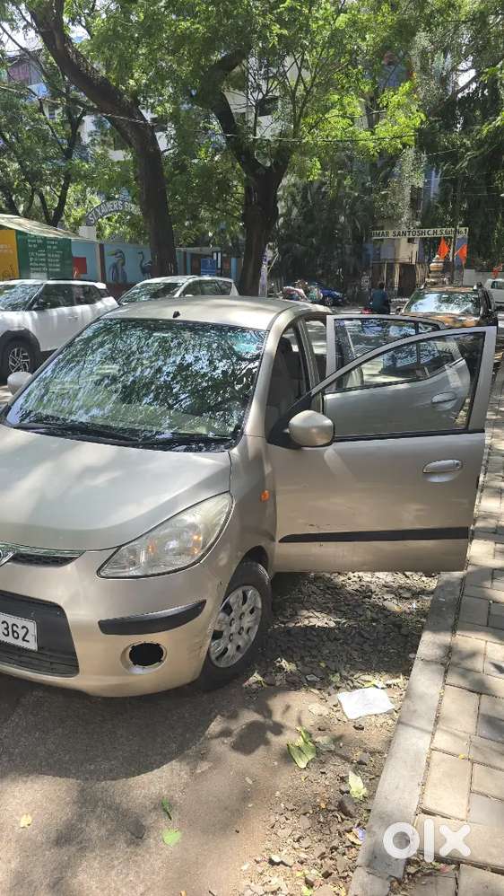 Hyundai I10 2010 Petrol 1.2 Champagne Gold Well Maintained Car