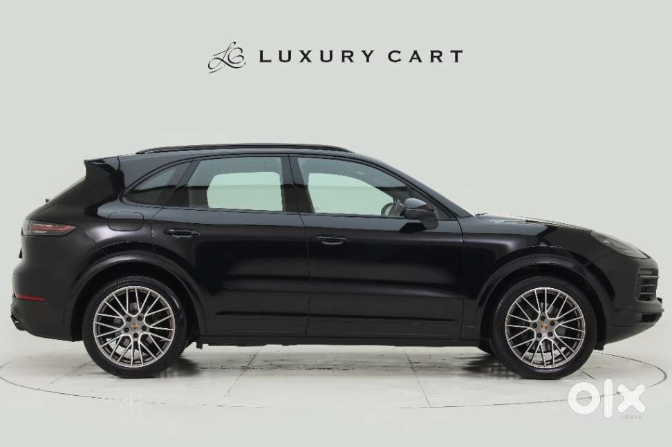 Porsche Cayenne Platinum Edition, 2022, Petrol