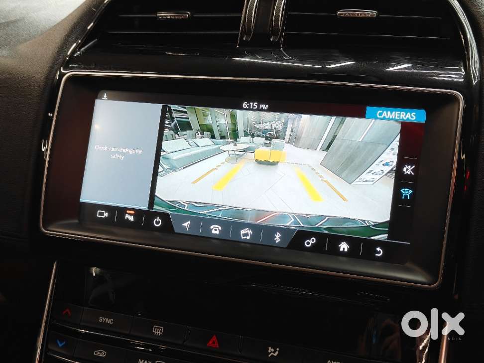 Jaguar Xe Portfolio, 2019, Petrol