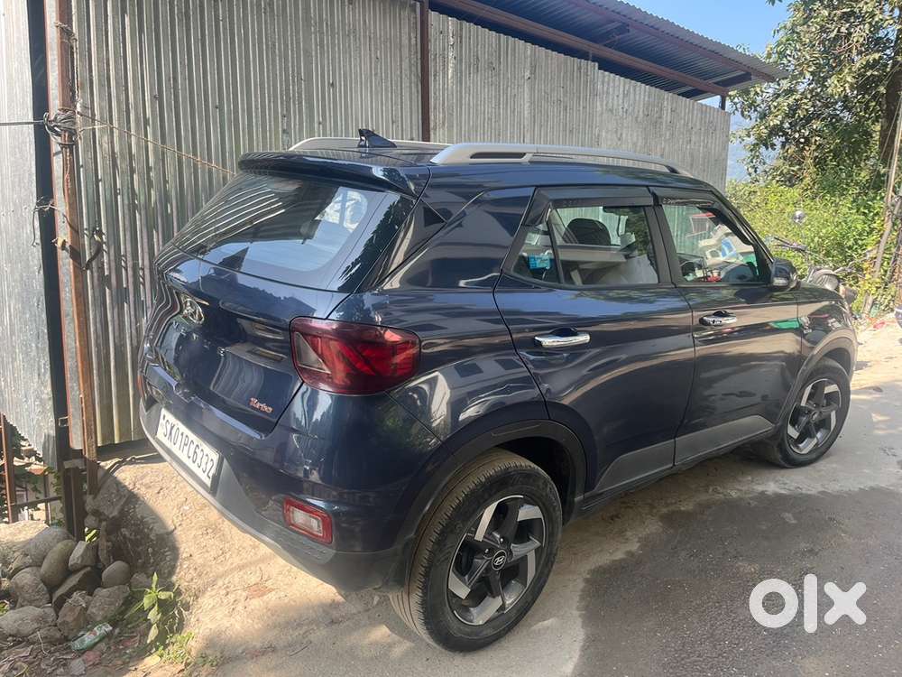 Hyundai Venue Petrol 2021 Dct Sx Opional