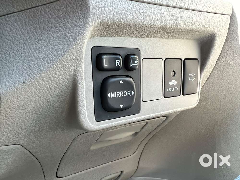 Toyota Corolla Altis G At, 2012, Petrol