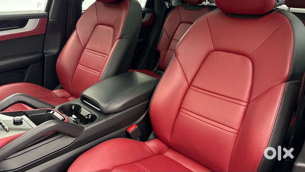 Porsche Cayenne V6 Tiptronic, 2025, Petrol