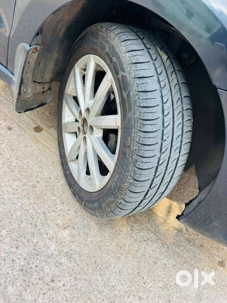 Volkswagen Vento 1.2 Tsi Highline At, 2017, Petrol