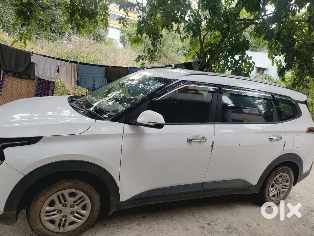 Kia Carens Prestige 2023