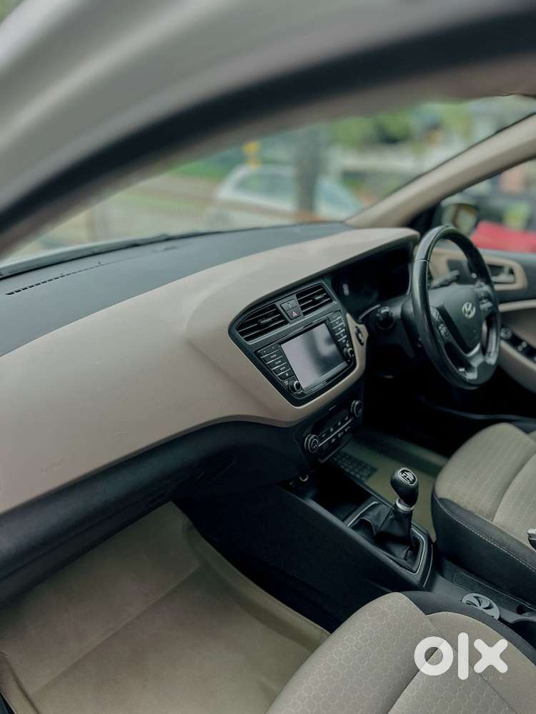 Hyundai I20 Petrol Asta, 2015, Petrol