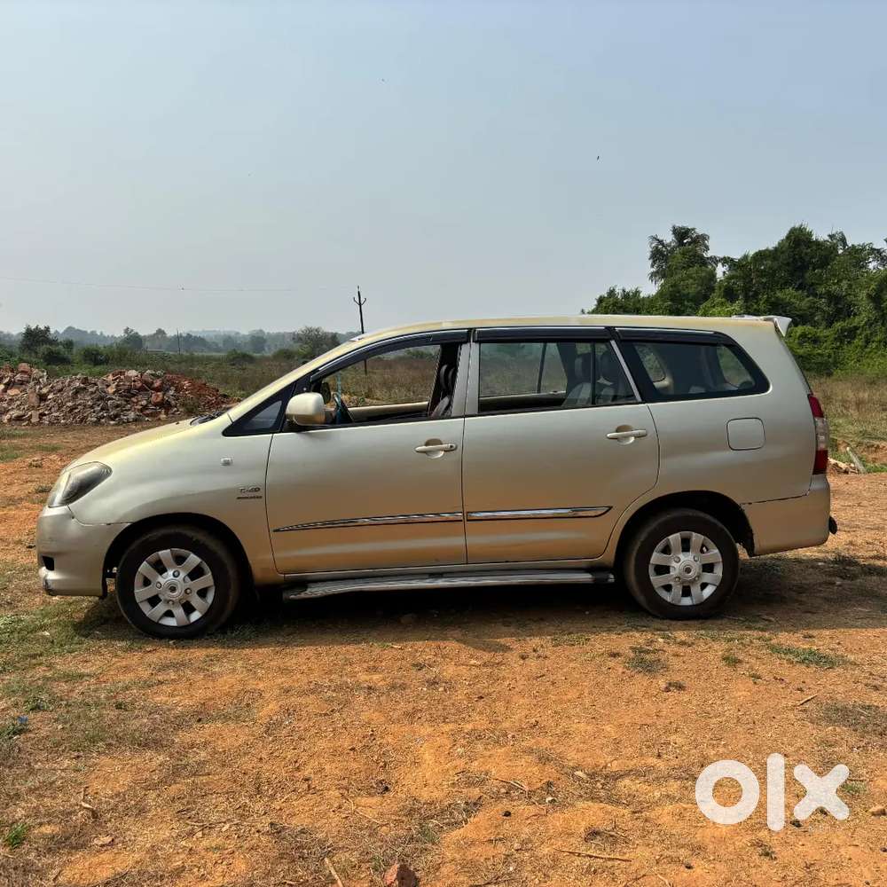 Toyota Innova 2007 Diesel 185000 Km Driven