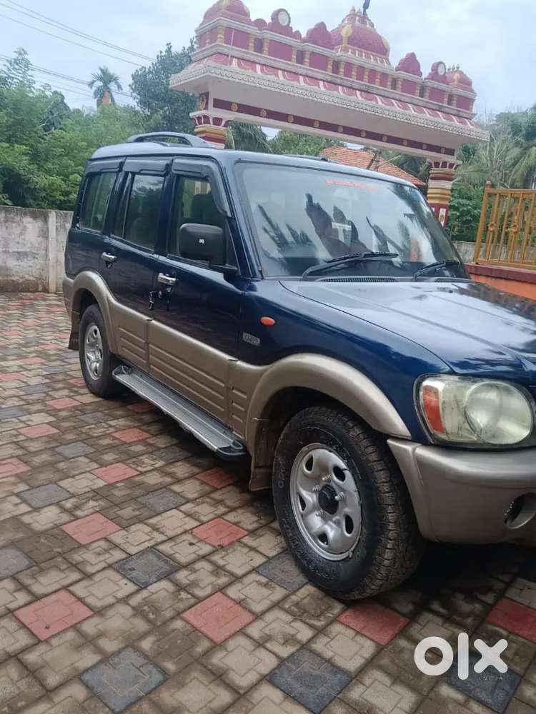 Mahindra Scorpio Classic 2012 Diesel 150000 Km Driven
