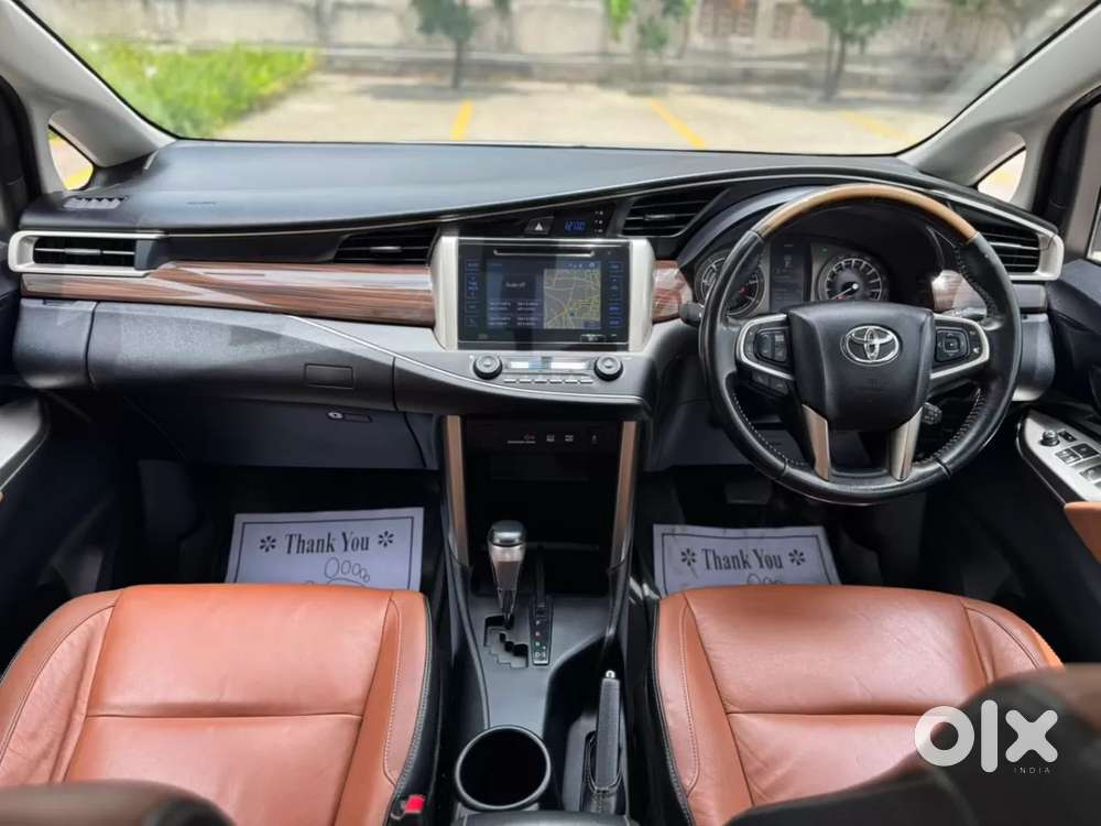 Toyota Innova Crysta 2.8 Zx At 7 Seater, 2016, Diesel