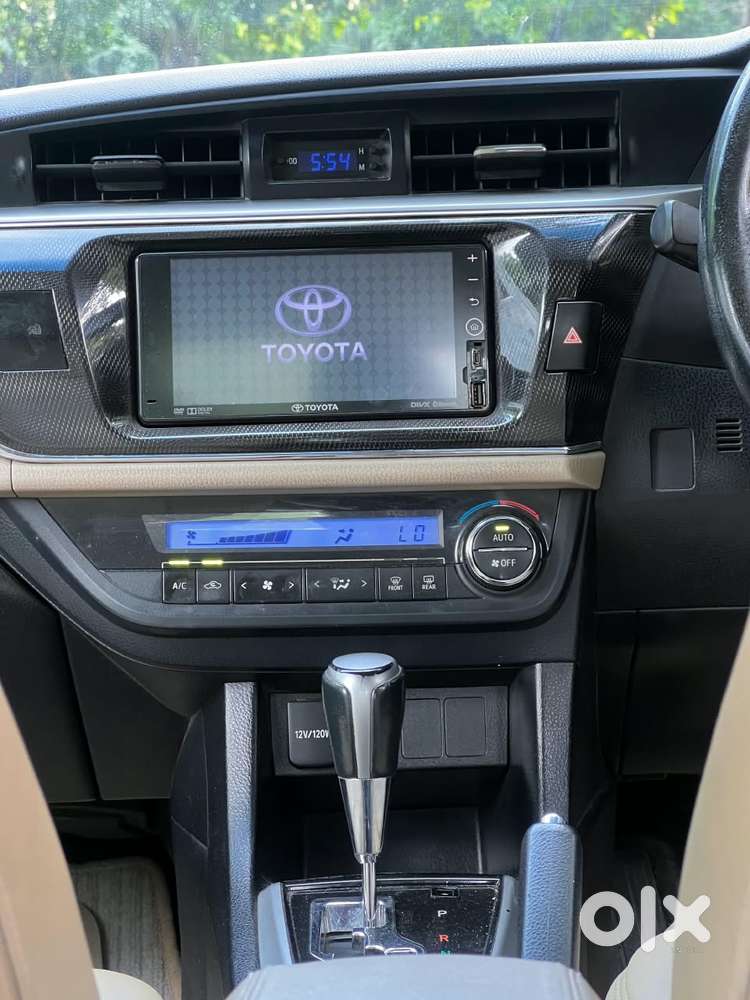 Toyota Corolla Altis G At, 2016, Petrol