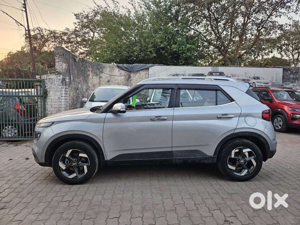 Hyundai Venue Sx Plus Turbo Dct, 2019, Petrol