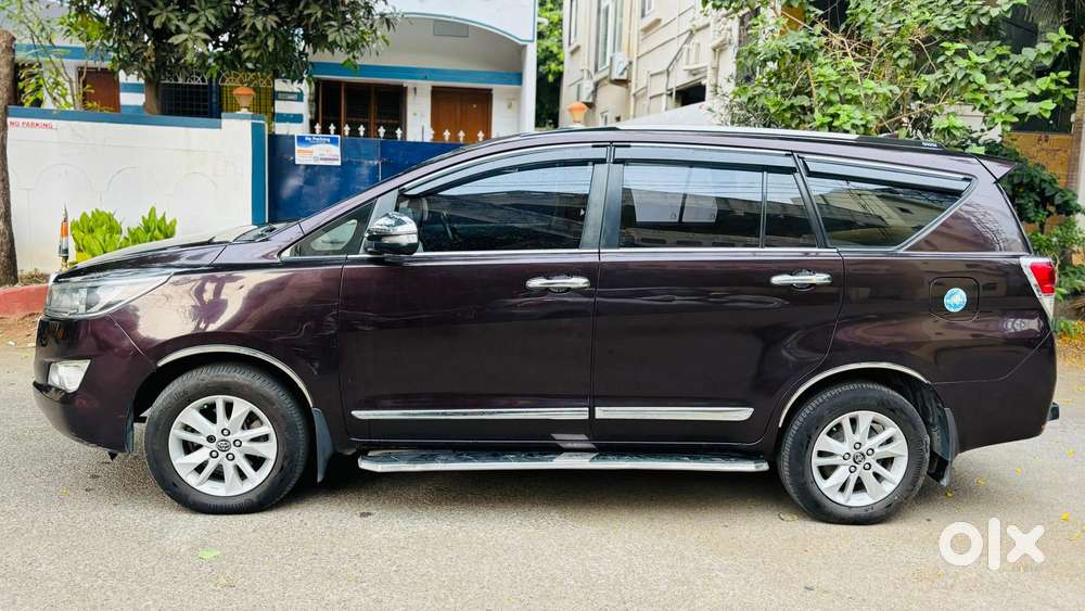 Toyota Innova Crysta 2.8 Gx At 7 Str, 2017, Diesel