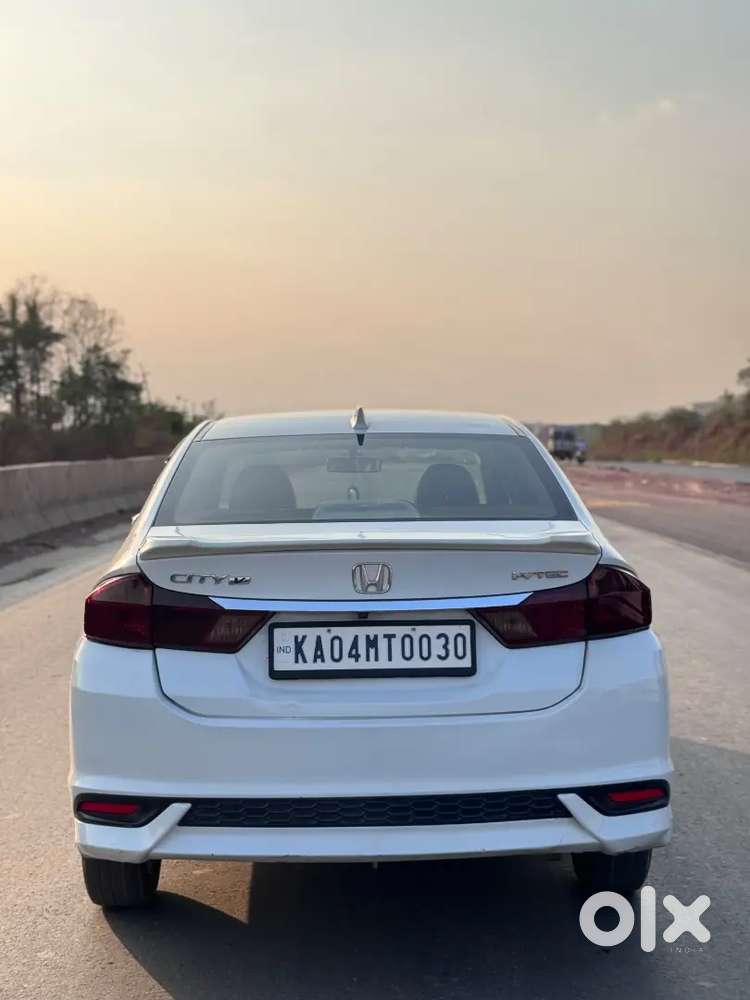 Honda City V Mt 2017 Petrol