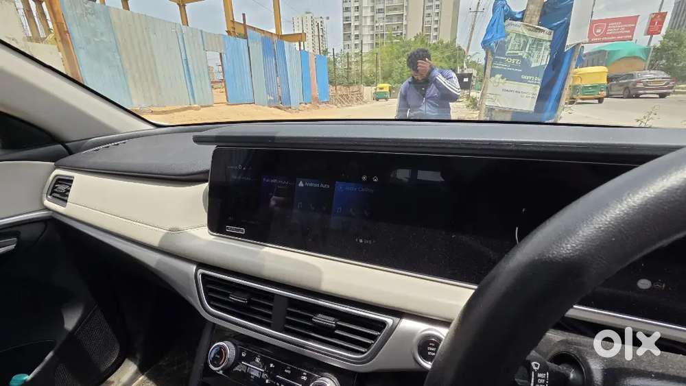 Mahindra Xuv700 2023 Diesel 14700 Km Driven
