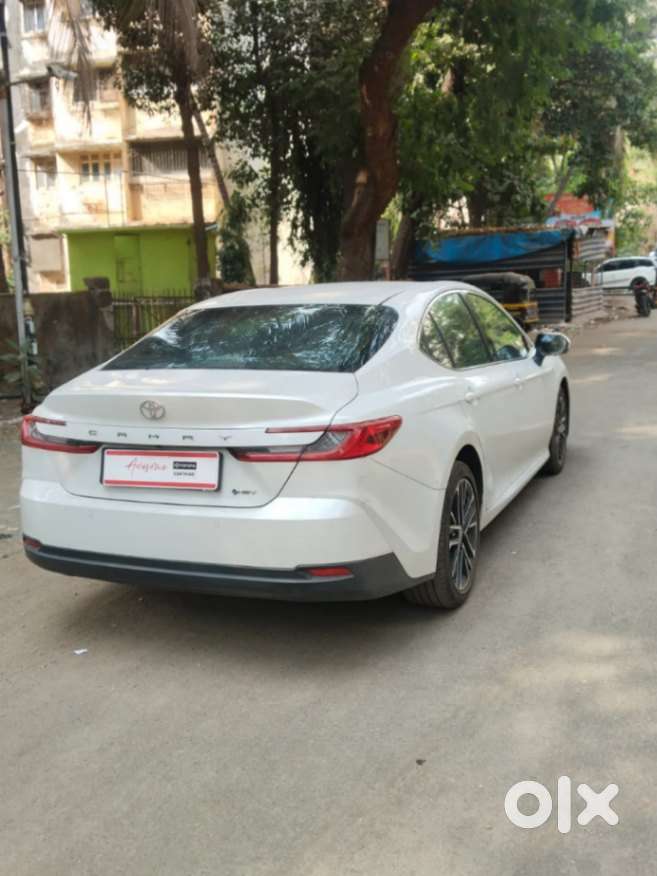 Toyota Camry Hybrid, 2025, Petrol