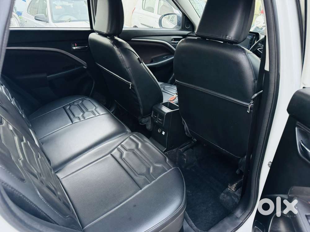 Maruti Suzuki Brezza 1.5 Zxi Smart Hybrid, 2022, Petrol