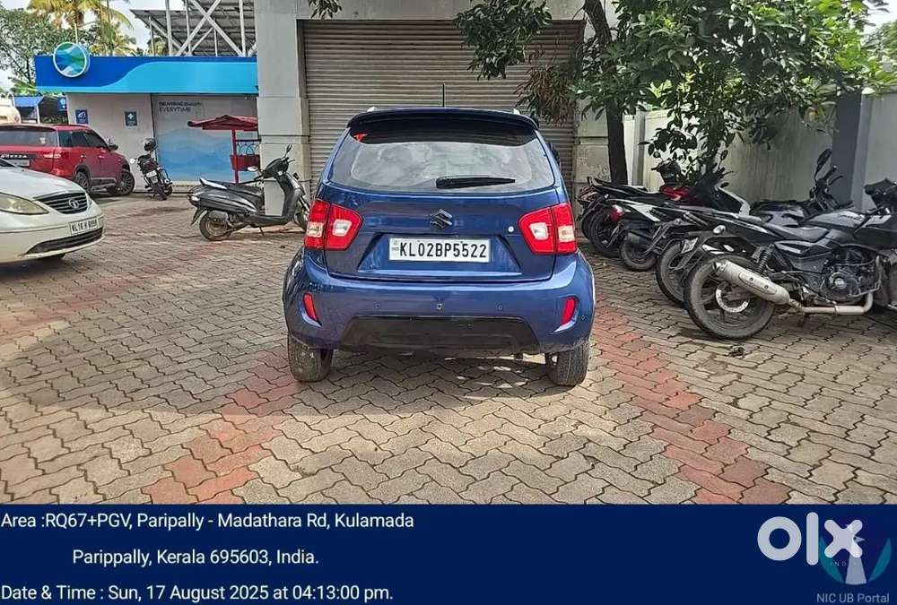 Lady Doctor Use Vehicle