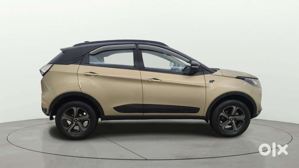 Tata Nexon 1.2 Revotron Xz Plus Premium, 2022, Petrol