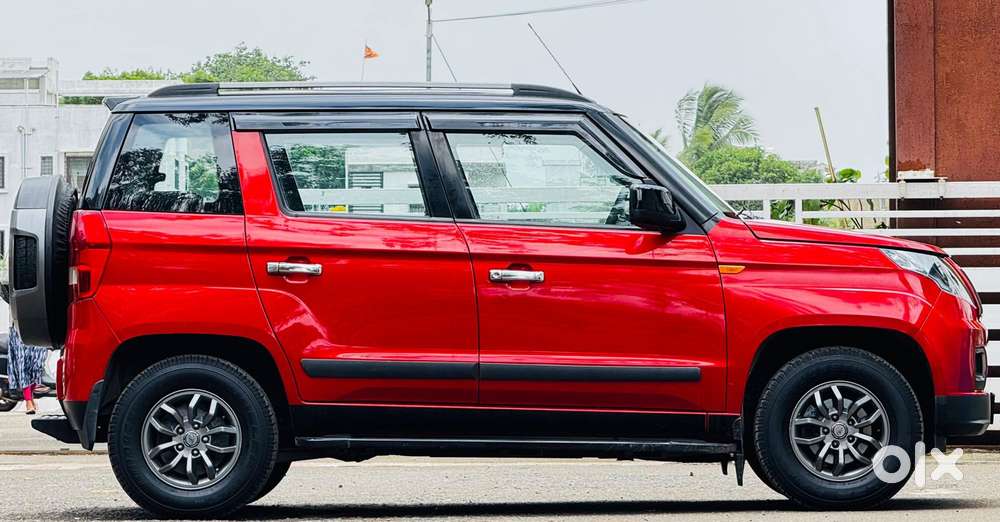 Mahindra Tuv 300 T10 Dual Tone, 2018, Diesel