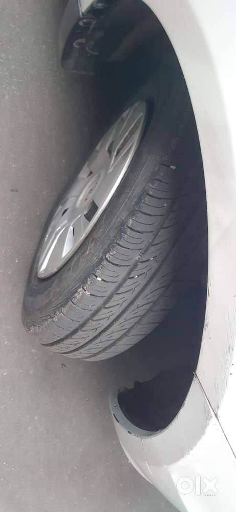 Maruti Suzuki Swift Vxi Optional, 2013, Petrol