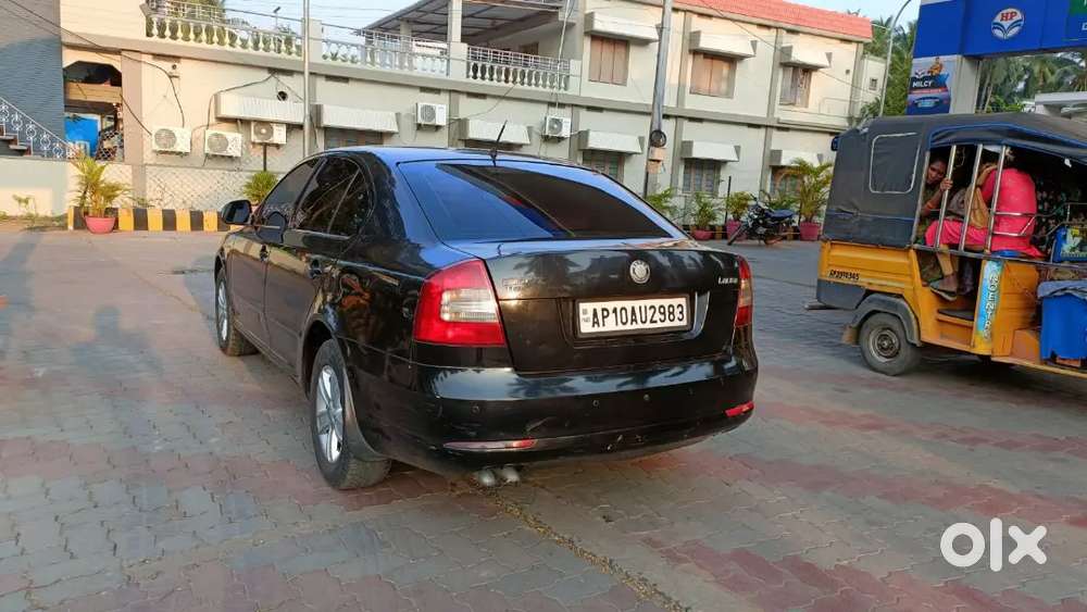 ఆల్ గుడ్ కండిషన్ ఫుల్ ఇన్సూరెన్స్ వన్ ఇయర్ లైఫ్ టు ఇయర్ వాలిడ్ ఏసి