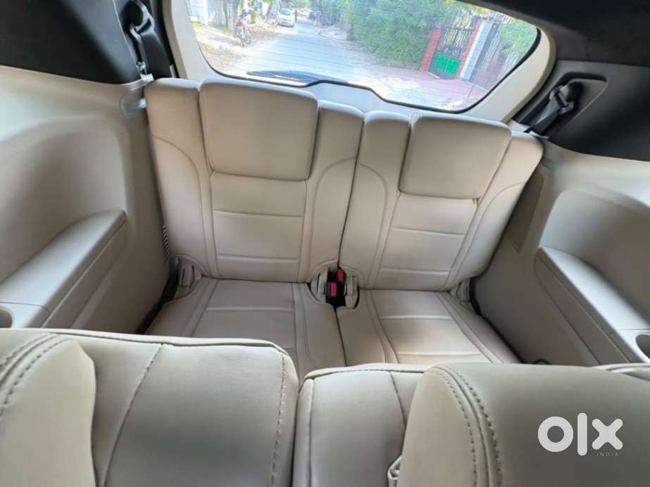 Ford Endeavour 3.2 Titanium 4x4 At, 2016, Diesel