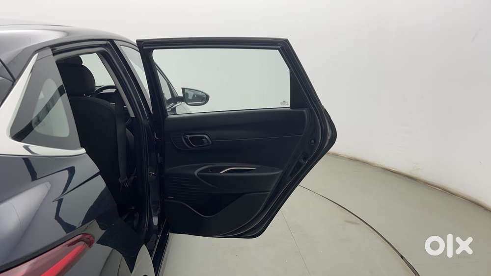 Hyundai New I20 1.2 Asta (o) Mt, 2022, Petrol