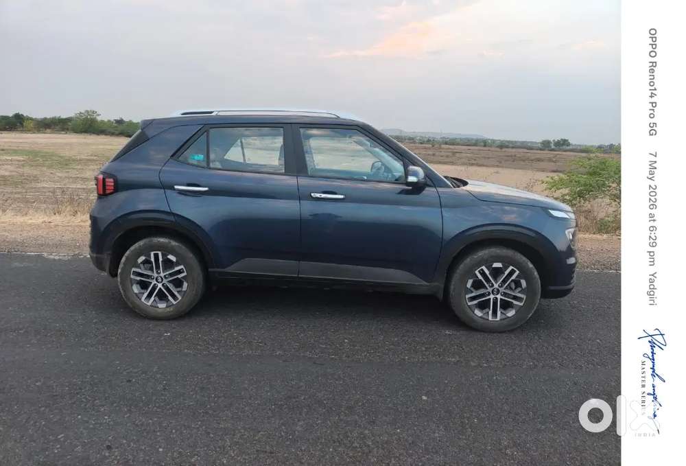 Hyundai Venue 2023 Diesel Well Maintained