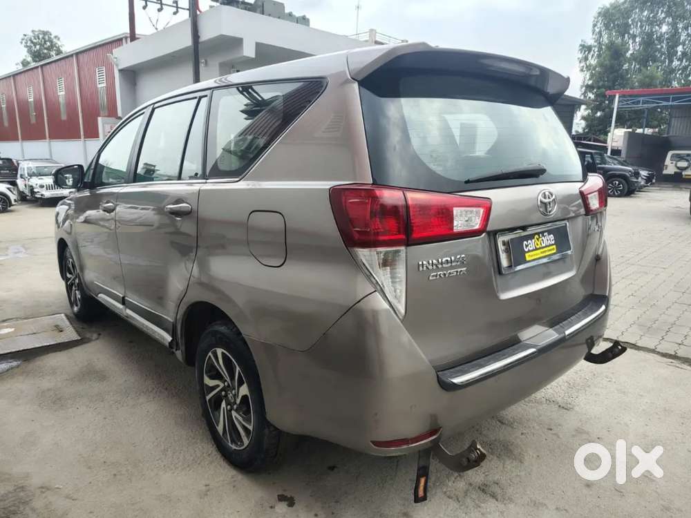 Toyota Innova Crysta 2.4 G Mt 7 Str, 2021, Diesel