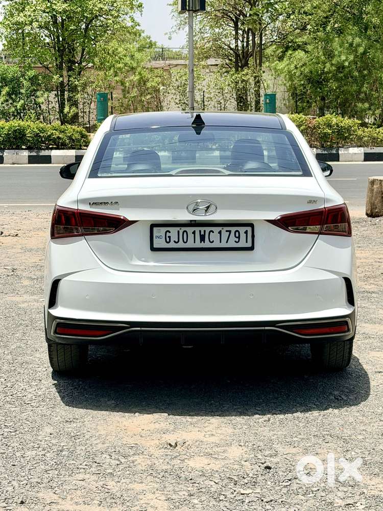 Hyundai Verna 1.5 Sx Diesel Mt, 2021, Diesel