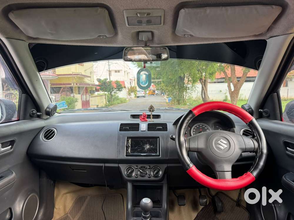 Maruti Suzuki Swift Vxi + Manual, 2006, Petrol