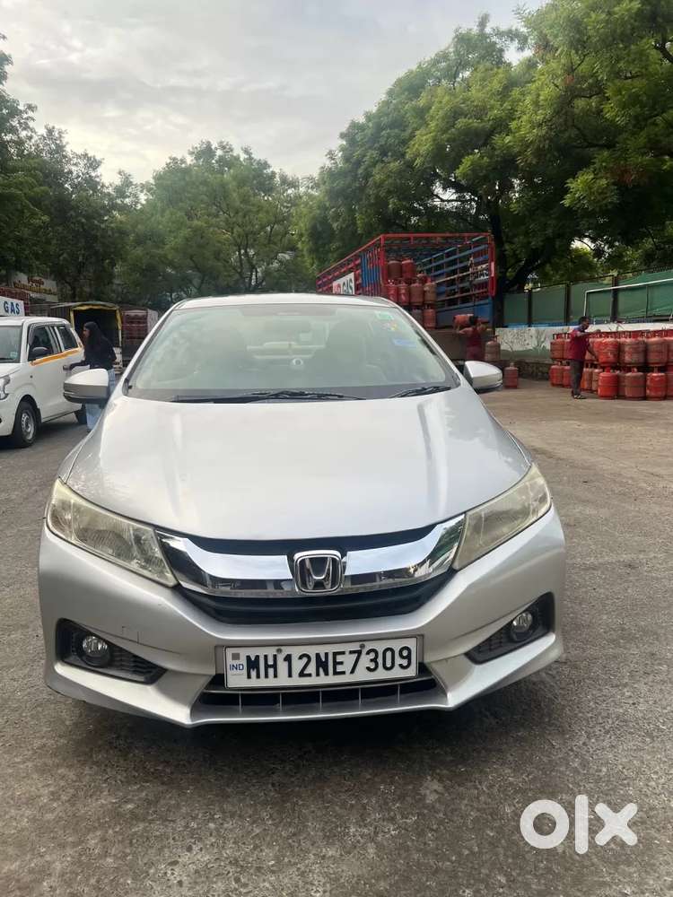 Honda City 1.5 V 4th Gen I-vtec Mt, 2016, Petrol
