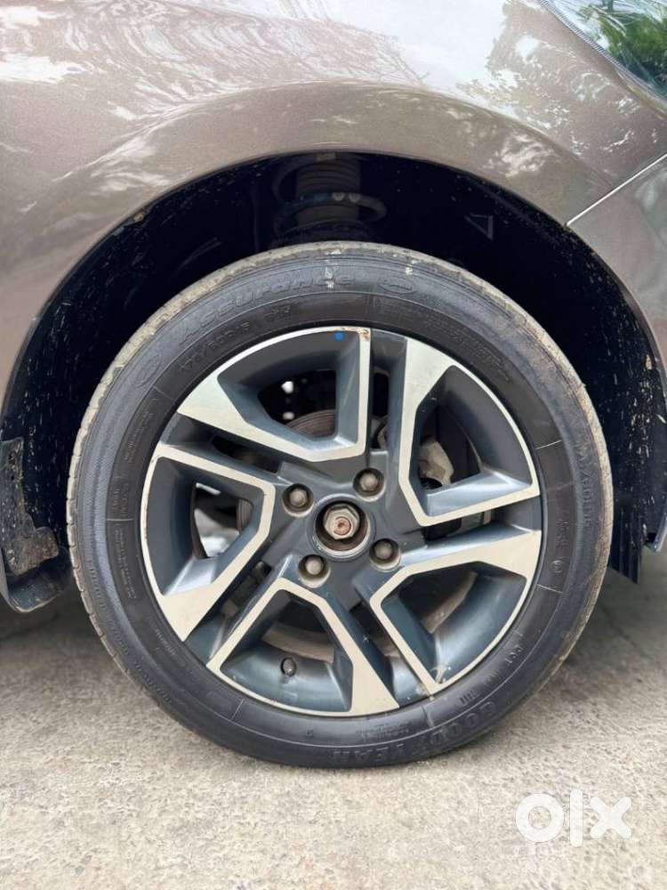 Tata Tigor, 2018, Petrol