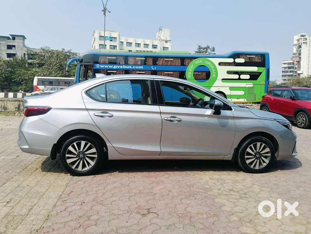 Honda City 1.5 V 5th Gen I-vtec Mt, 2023, Petrol