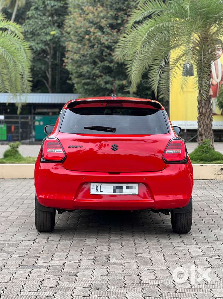 Maruti Suzuki Swift 1.3 Zxi, 2023, Petrol