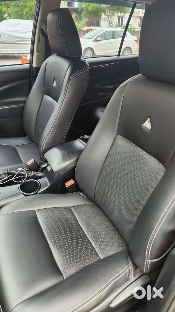 Innova Crysta Automatic 2016 Less Driven