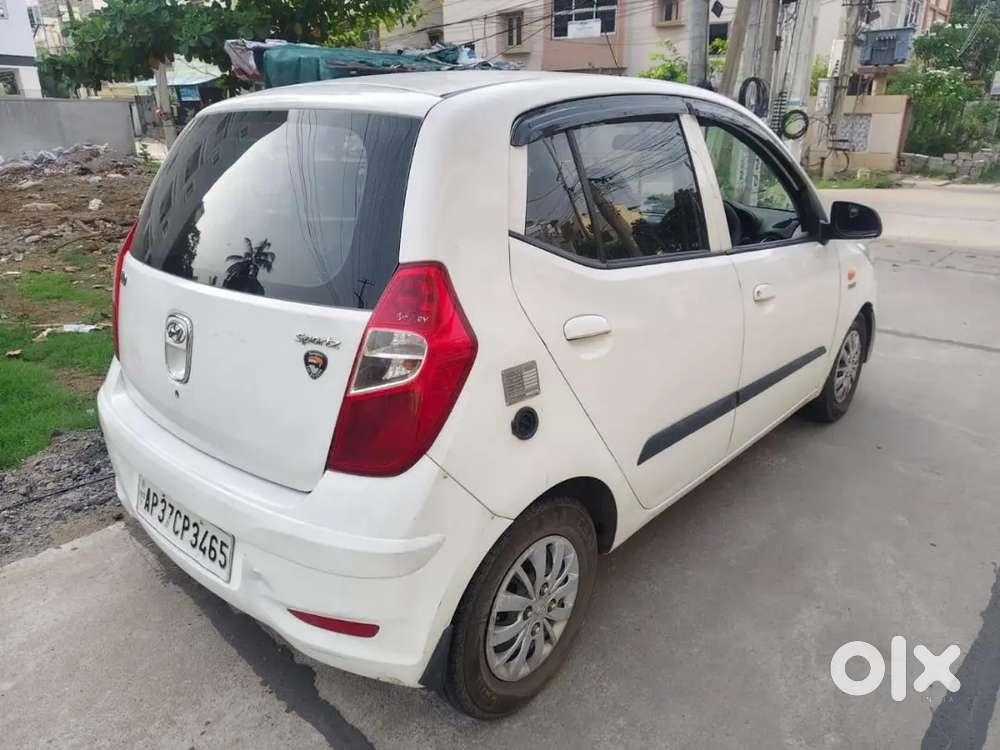 Hyundai I10 Sportz Petrol Manual 2015