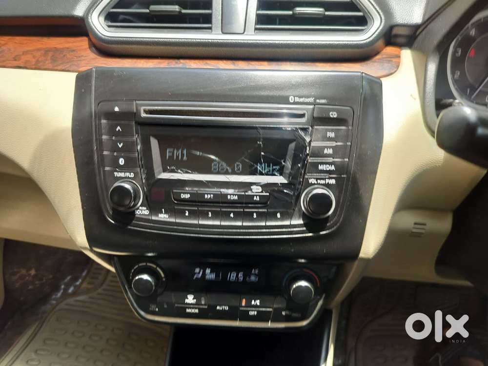Maruti Suzuki Dzire 1.2 Zxi Amt, 2018, Petrol