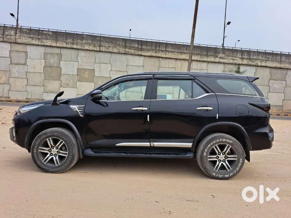 Toyota Fortuner Legender 4x4 2021