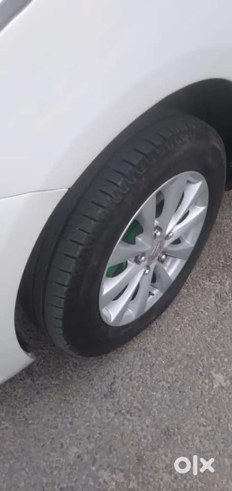 Maruti Suzuki Ertiga 2013